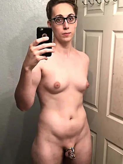 LECHEROUS SELFIE SLUTS