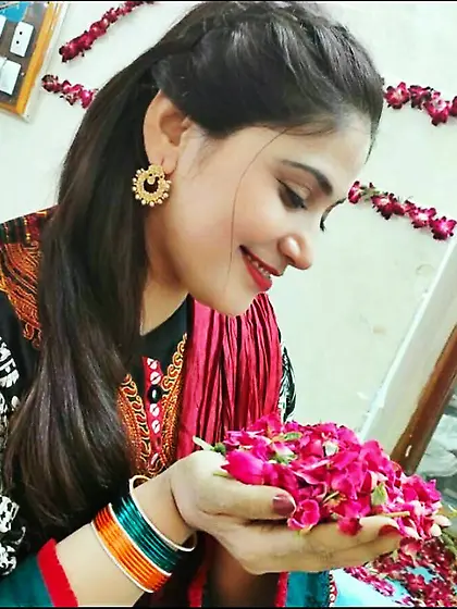 Maid In Pakistan - #Pyasiii Milfs