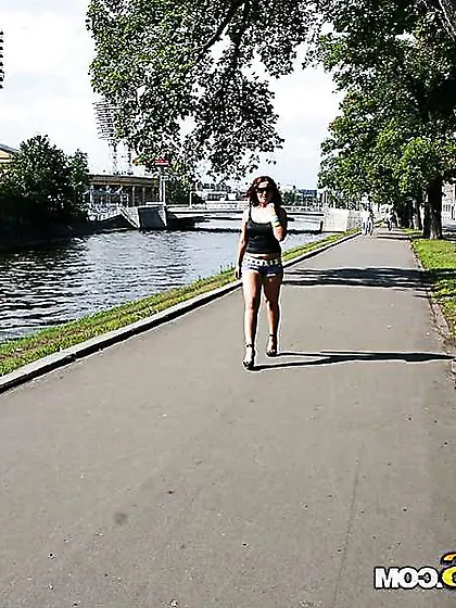 Blowage in the car and also muff poke sequences