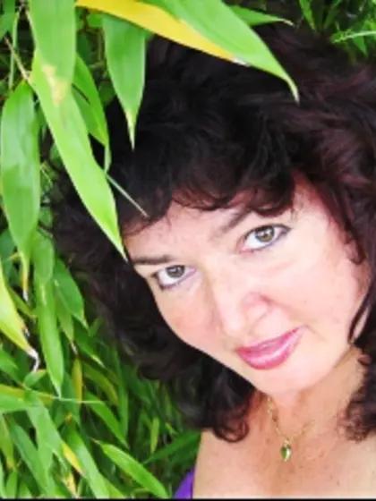 Brunette manuela perform anal