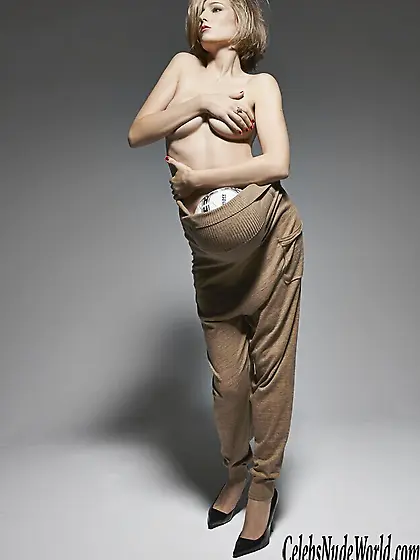 LeeLee Sobieski - 'I Love You'