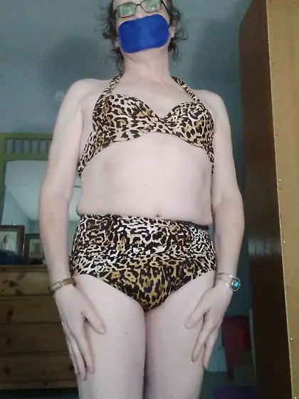 Old ladyboy Serge Lu-sin.  2024c