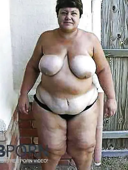 GRANNIES GIANT BOOBS