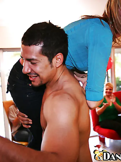 Handjob facial table