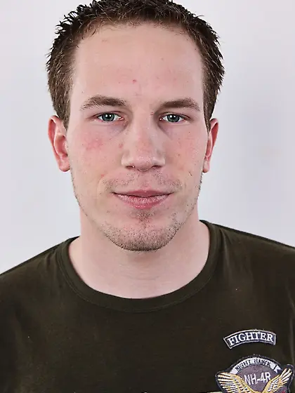 Sexy guy reveals a thick cock