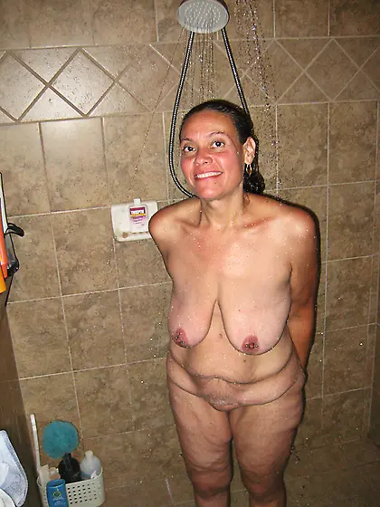 Rachel G. , from Florida, GMILF gets naked