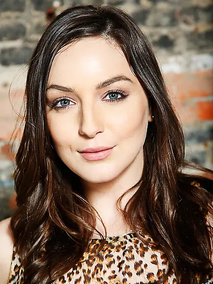 Seductive lady plays partners