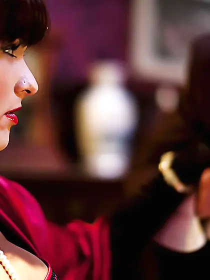 Vixen busty threesome