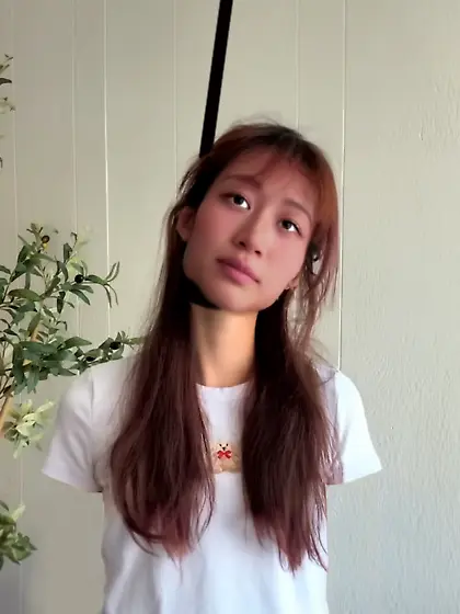 She's waiting for you to play with her neck