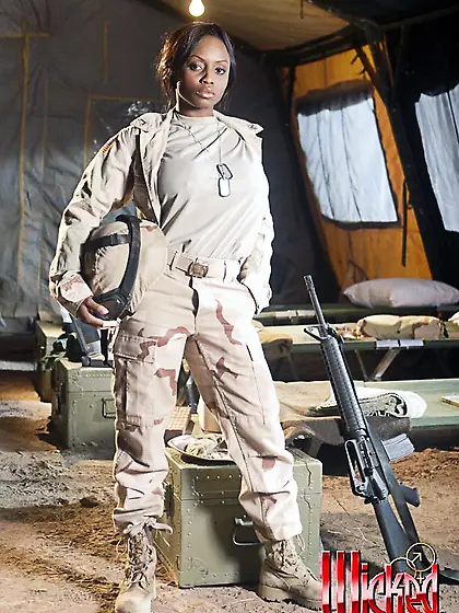 Black military woman Jada Fire lost any shame when showing the b