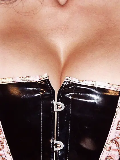 Wild latina babe sexy