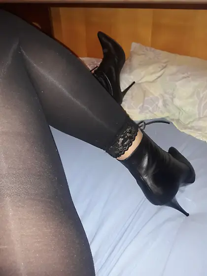 ankle boots