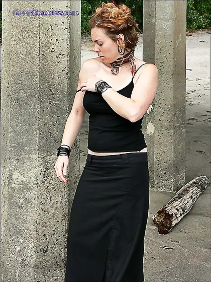 Mature hairy hippie goddess