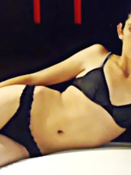 Brunette megan perform anal