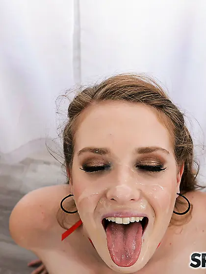 Ashley Lane [PP30377944]