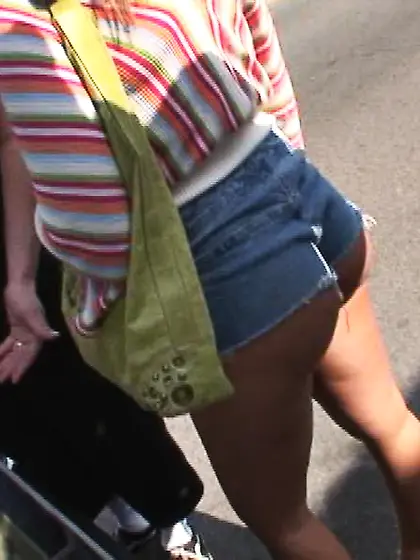 Teen squirter mouthful cum