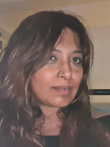 British Wife in Desi Dresses