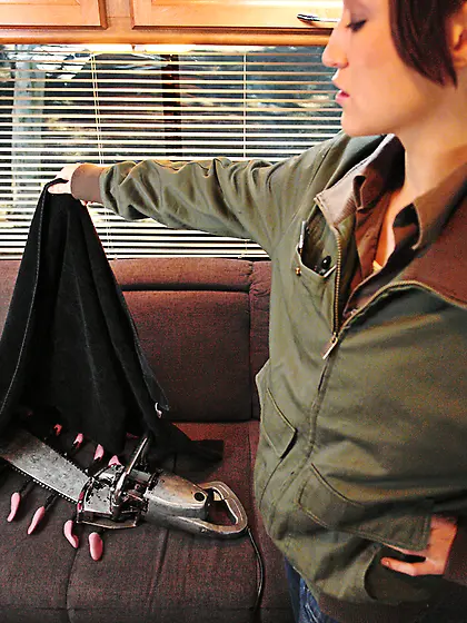 Natural hard body babe