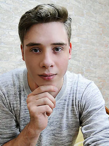 White young man lovelydarvin