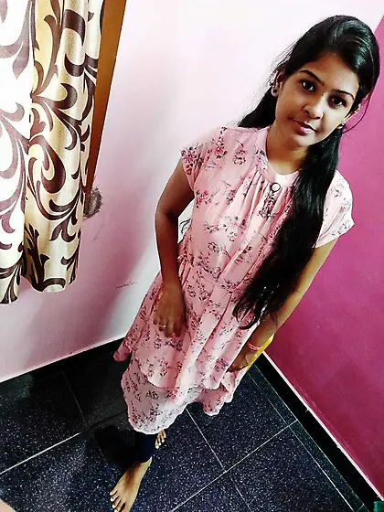 Priya tamil girl
