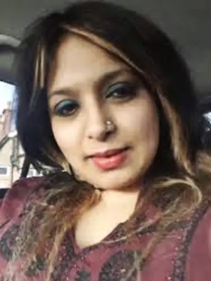 British Wife in Desi Dresses