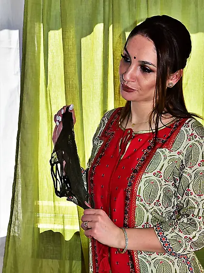 Horny Indian MILF fucked in her ass