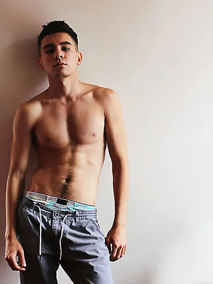 White man beautifulguyx zoom