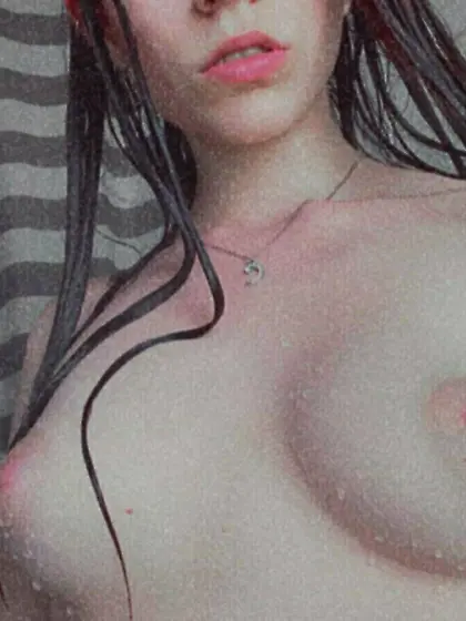 Horny German Teenslut Jasmina 18-20