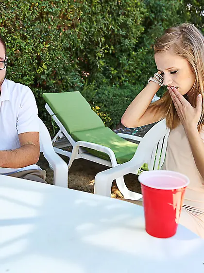 Girl does not mind enjoying the wildest public aciton possible