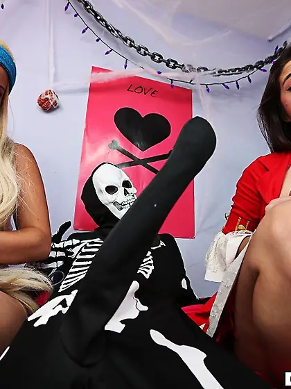 American uniform teen party