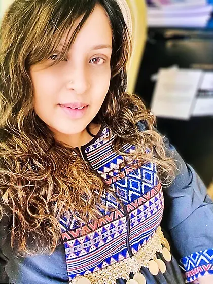 British Wife in Desi Dresses