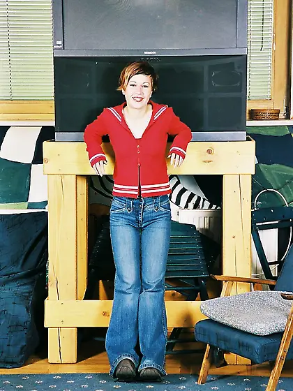 Short hair ass tight jeans