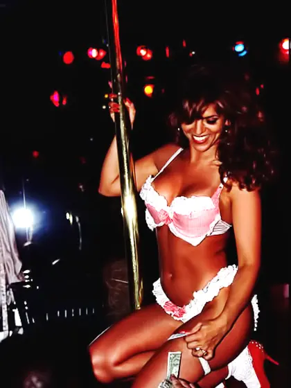 Breathtaking redhead sexy outfit