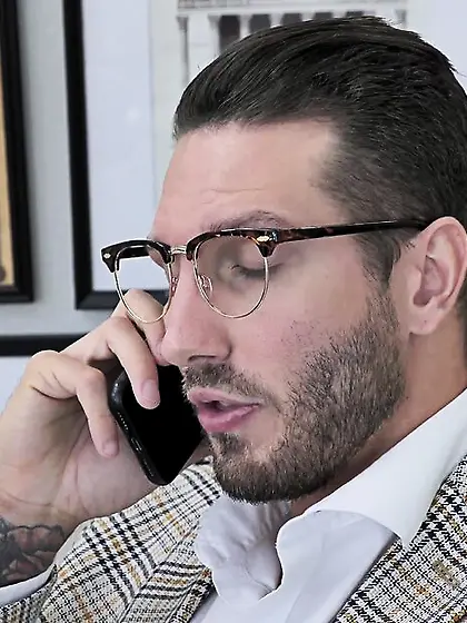 Tutor tastes yummy teen pussy