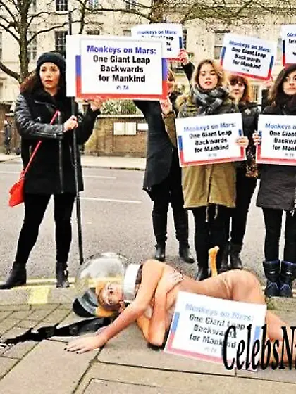 Nude pics of Samantha Bentley