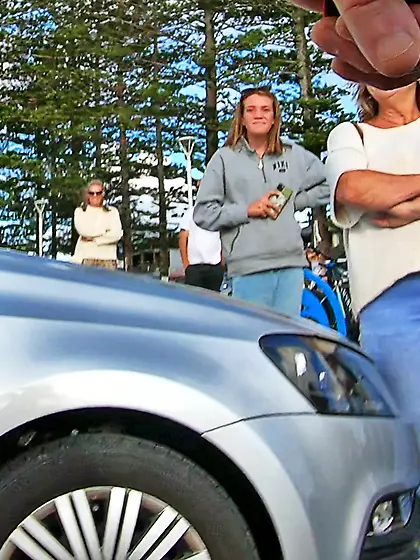 WNBR Byron Bay public erection flasher for ladies