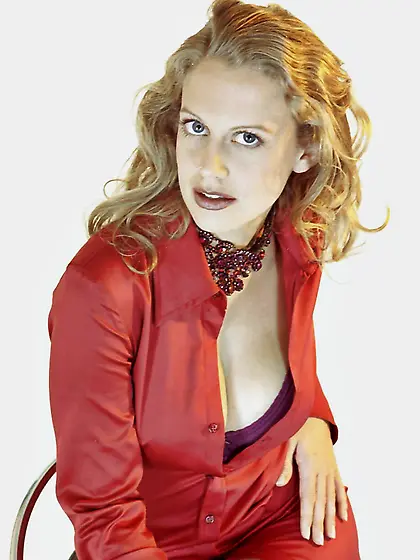 Lady celebs- Barbara Schoeneberger.. German tit godess