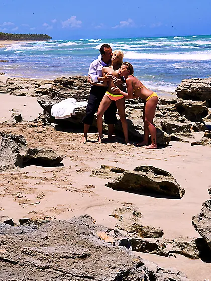 Blonde hottie pink green