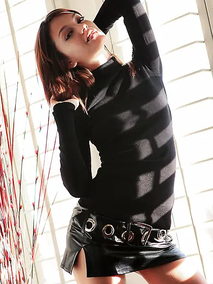 Amateur sexy brunette big ass