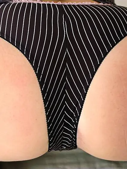 Lisa Sparxxx posing on her bed,  shows her asshole and gets fucke