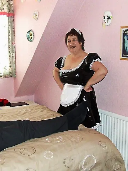 Mature Maid Kinky Carol from United Kingdom