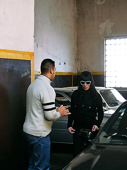 Shemale Banged in a Parking Garage