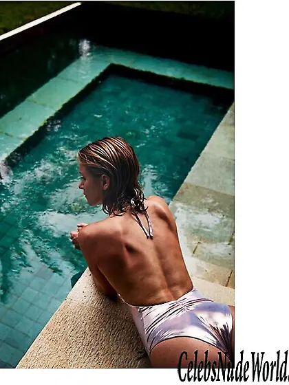 Shantel VanSanten Sexy