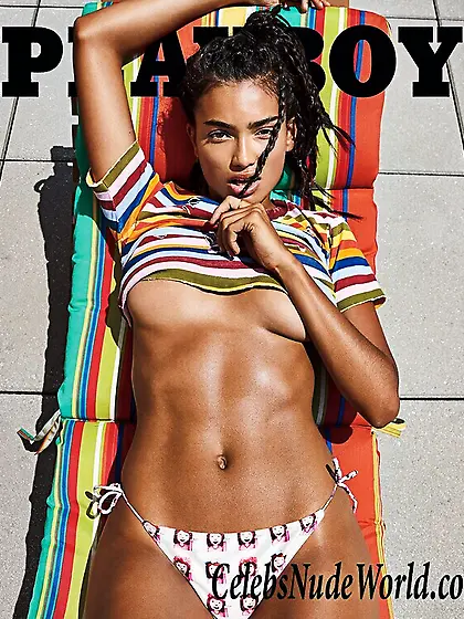 Kelly Gale Topless Photos