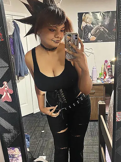 Nigger slut luz showing off teasing men to use her