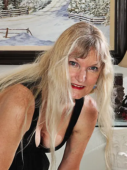 Saggy hot mature granny