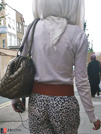 Turban Hijabi Rump candid