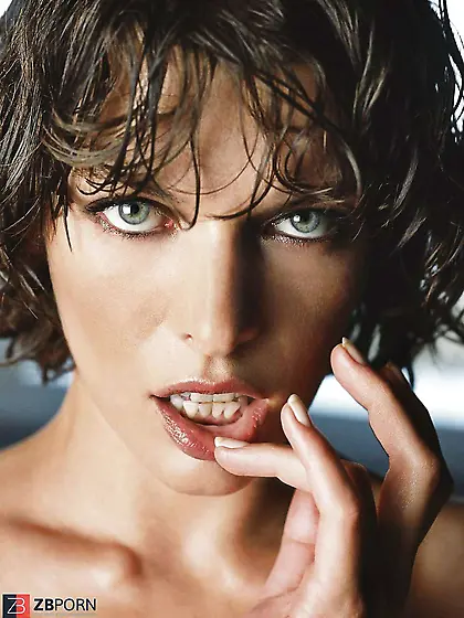 Milla jovovich - actress - resident evil -naked