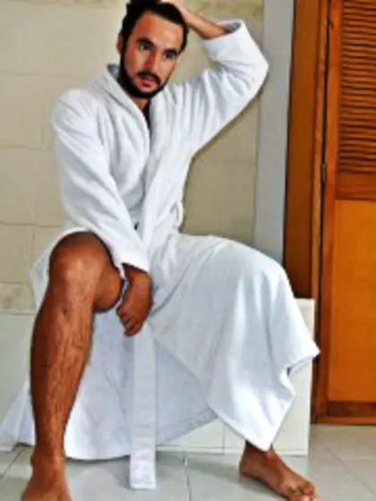 Brunette arssen perform anal