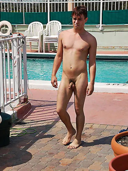 Horny dude begged suck